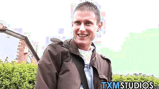 Smooth twinks ass pumping & spilling jizz in car threesome