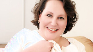 Beautiful BBW in a Bus Stop