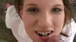 Stunning dirty dorm babe