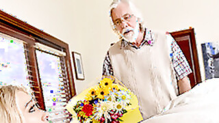 FAMILY STROKES Unpacking Step Mom - Katie Morgan