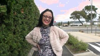 Angelina, 27, manager of a brewery!