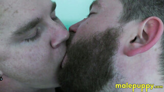Horny close up kissing with Kaleb Dewulf & Leo Blue