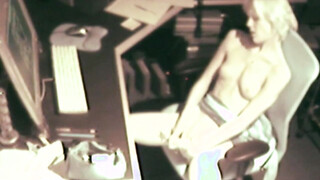 Solo cam hoe masturbates