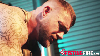 Bear muscle Drew Valentino destroys Tryp Bates bushy hole