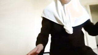 My Arab stepsis Has Deep Throat