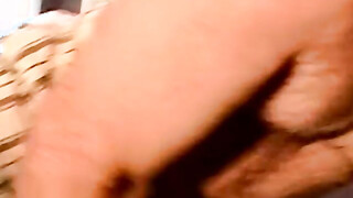 Mature homo offers his booty & mouth to a young amateur