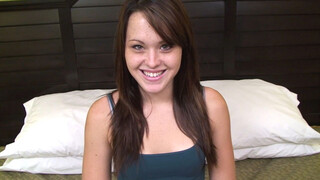 18 yr old with a shaved muff sucks prick