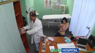 Sexy Babe Wants Doc to Suck Her Tits