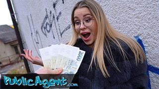 MILF in Glasses: Hard Fast POV