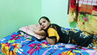 Slutty Desi Kamini Bhabhi Swallows Cumshot Inside