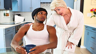 GRANNY DD White Gives Best Hardcore Sex Session - GilfAF