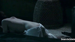 Babe Yoko Mitsuya unashamed of her big tits