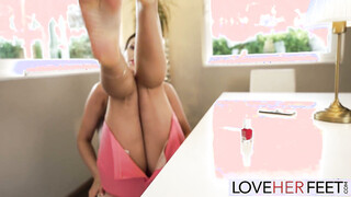 A Very Tasty Treat With Karina King & Leya DeSantis