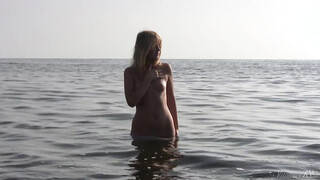 Satisfying Long Legged Coed Garcia Strips & Plays In The Water!