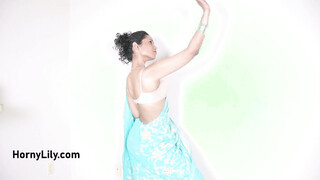 Big Boobs Indian Housewife In Sari Dancing On Bollywood Song Stripping Naked On Camer