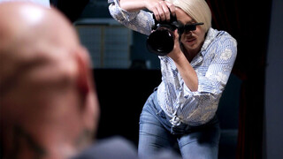 Professional photographer MILF Helena Locke ravaged hard by married client