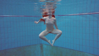Satisfying Polish teen Alice swimming without clothes on