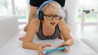 Kittina Clariette can't choose between video games & her Boyfriend's fat dick