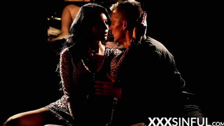 Babe rides vigorously after sensual pussylicking & blowjob