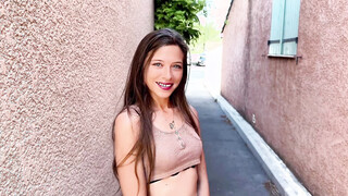 She's 25 years old, craves hard discovery!