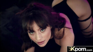 5KPORN Tight Liv Goes Wild For Meat