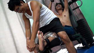 Idol's Ticklish Workout