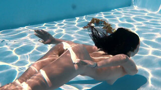 Fernanda Releve Underwater Gymnast Babe